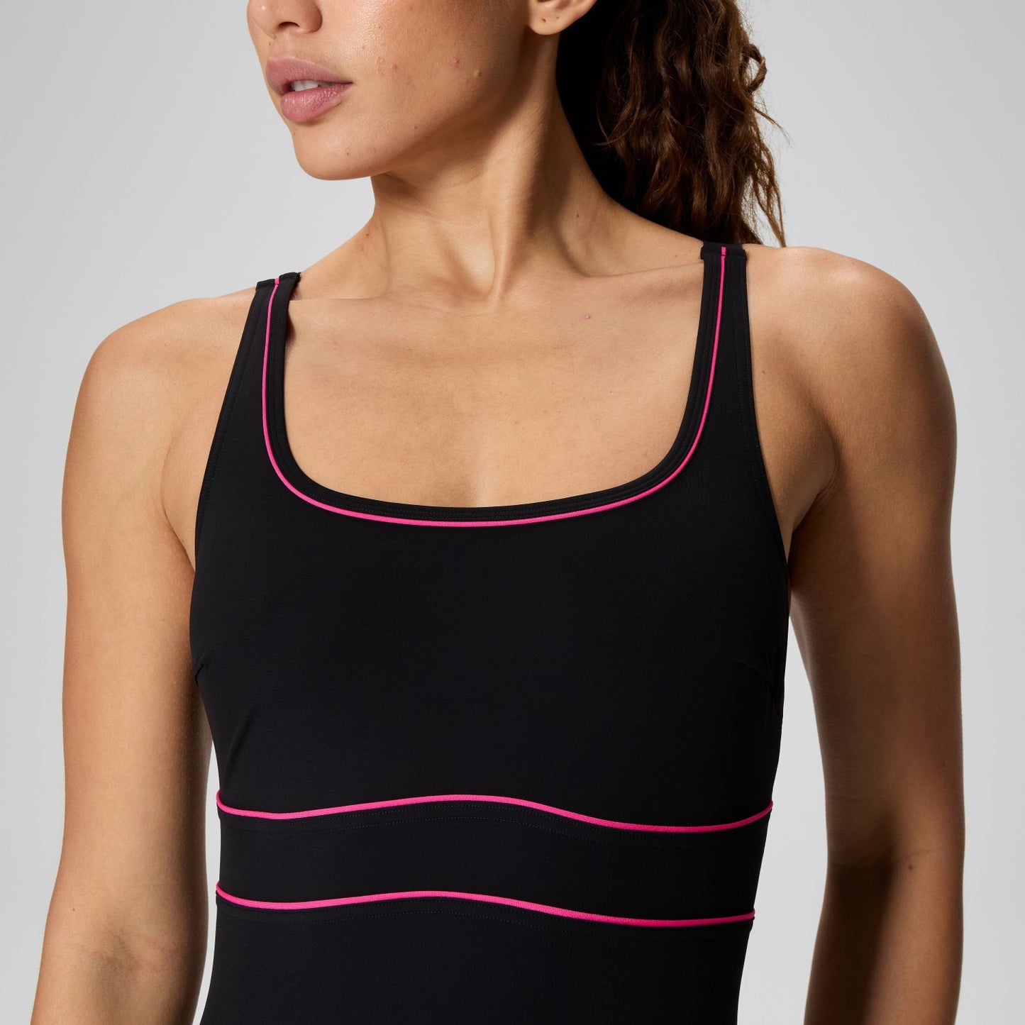 Shaping Contour Eclipse Solid Swimsuit Black/Pink - Speedo