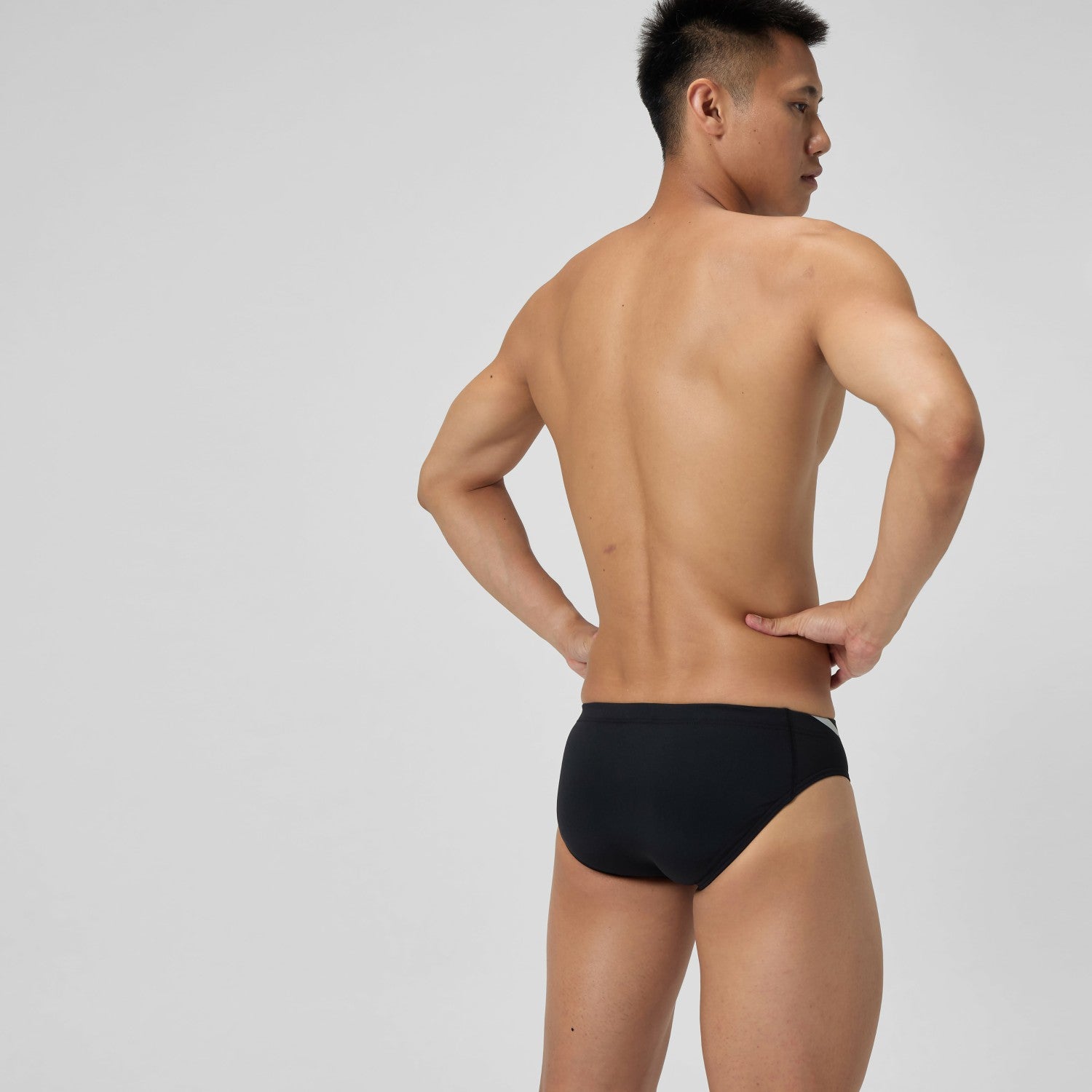 V Class Movement Brief Black - Speedo