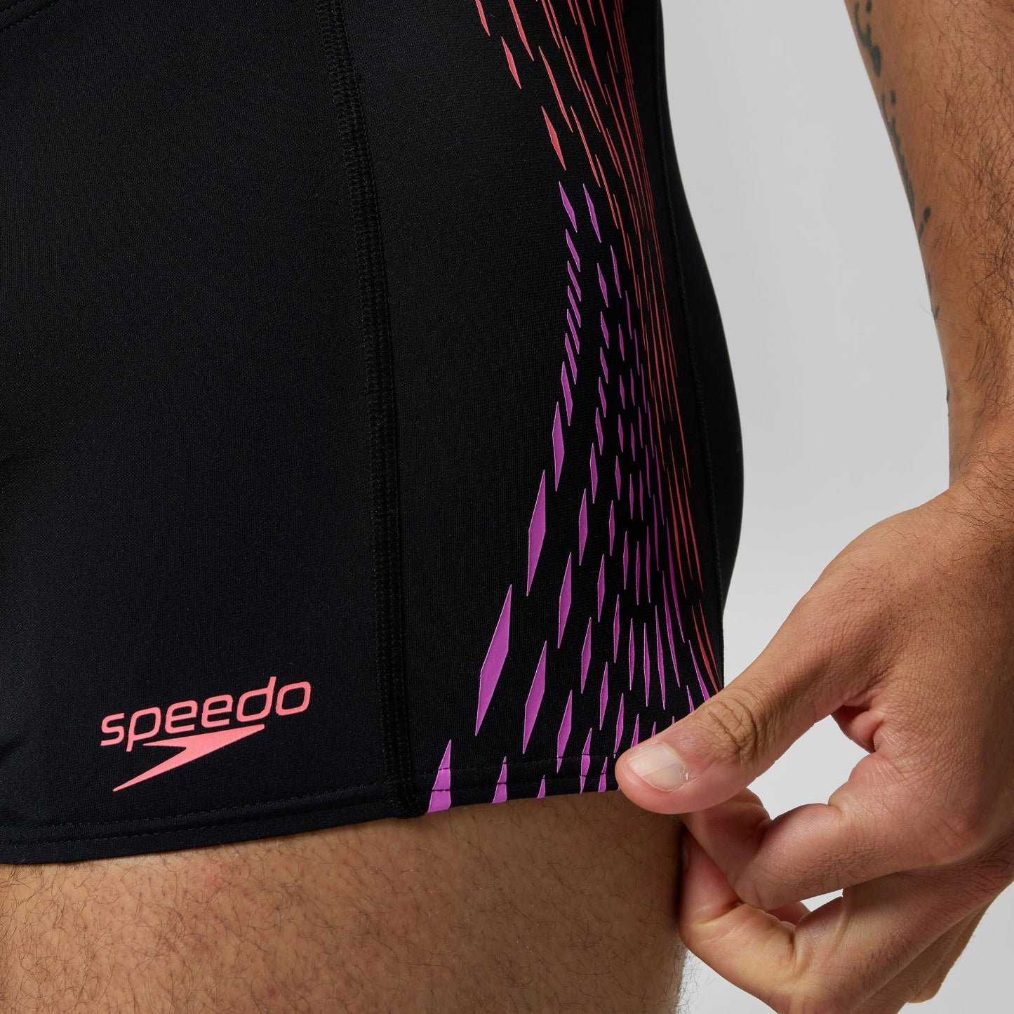 Tech Panel Aquashorts Black/Coral - Speedo